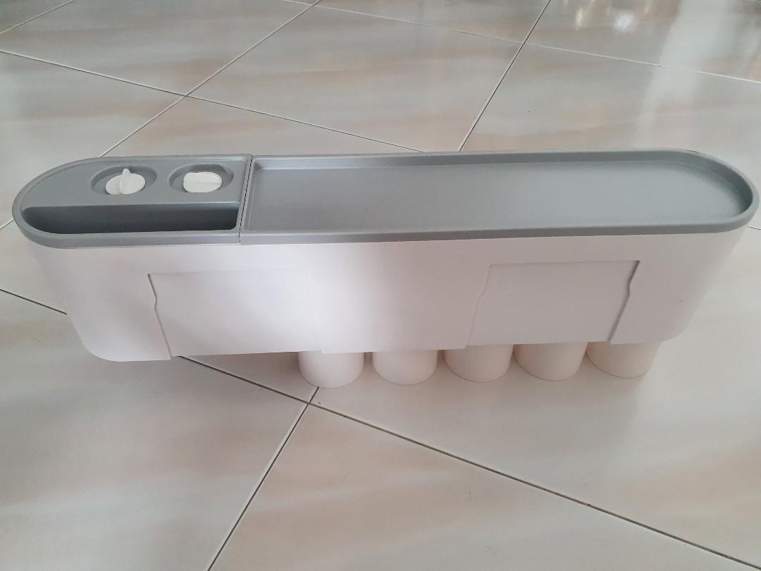 Oenon Smart toothpaste release set, Furniture & Home Living, Bathroom