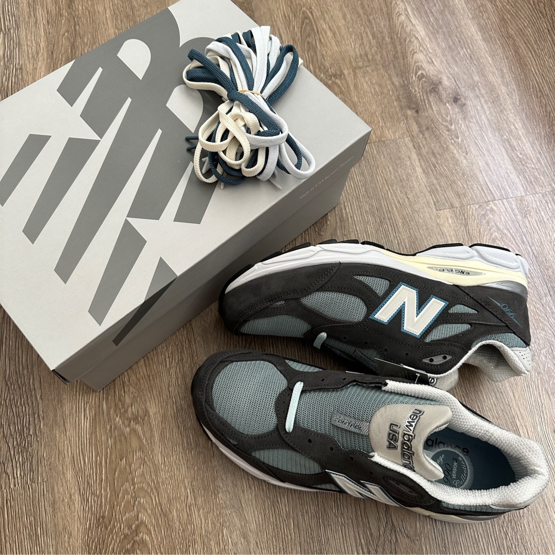 New Balance Kith 990 v3 Steel Blue US11, Men's Fashion, Footwear, Sneakers  on Carousell