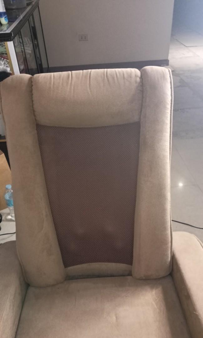 OPTIMUM NOVA MASSAGE CHAIR
