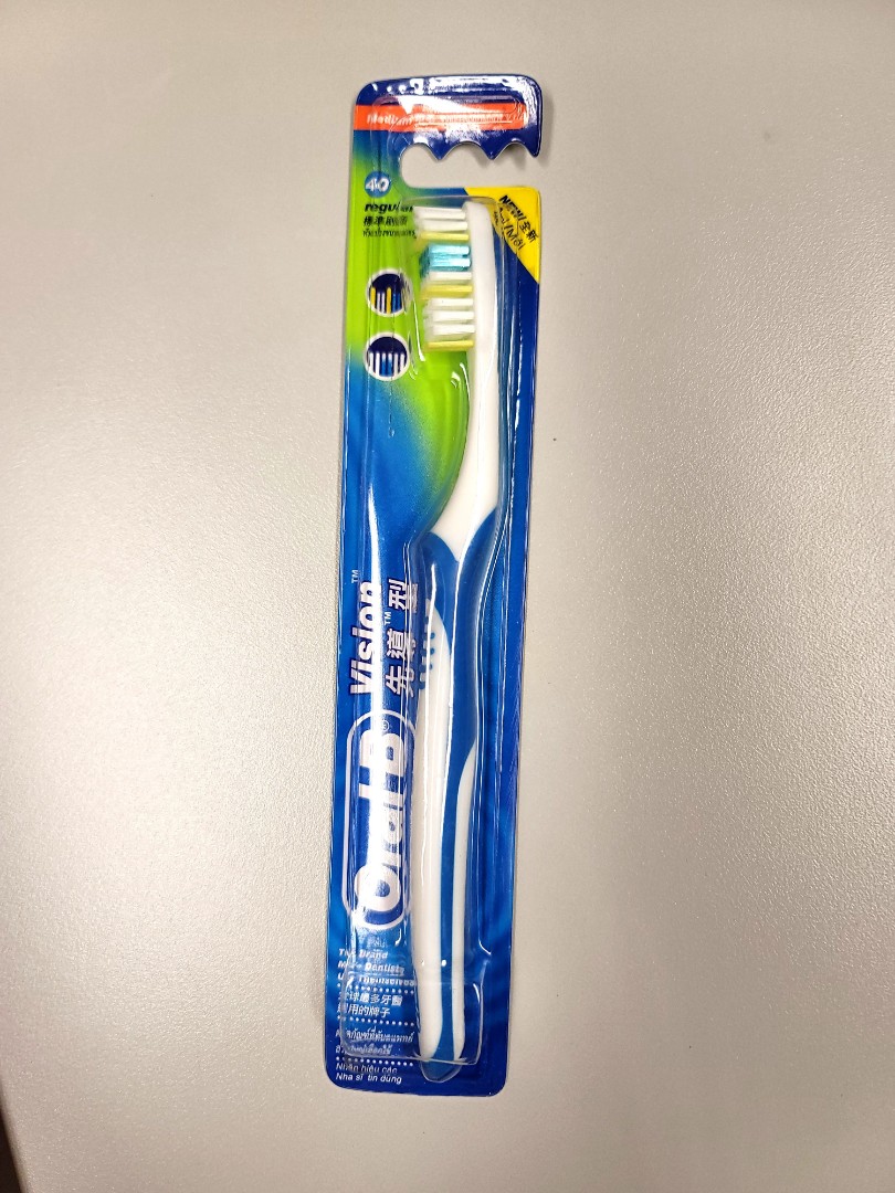 Oral B 牙刷 manual toothbrush, 美容＆化妝品, 健康及美容 口腔護理 Carousell