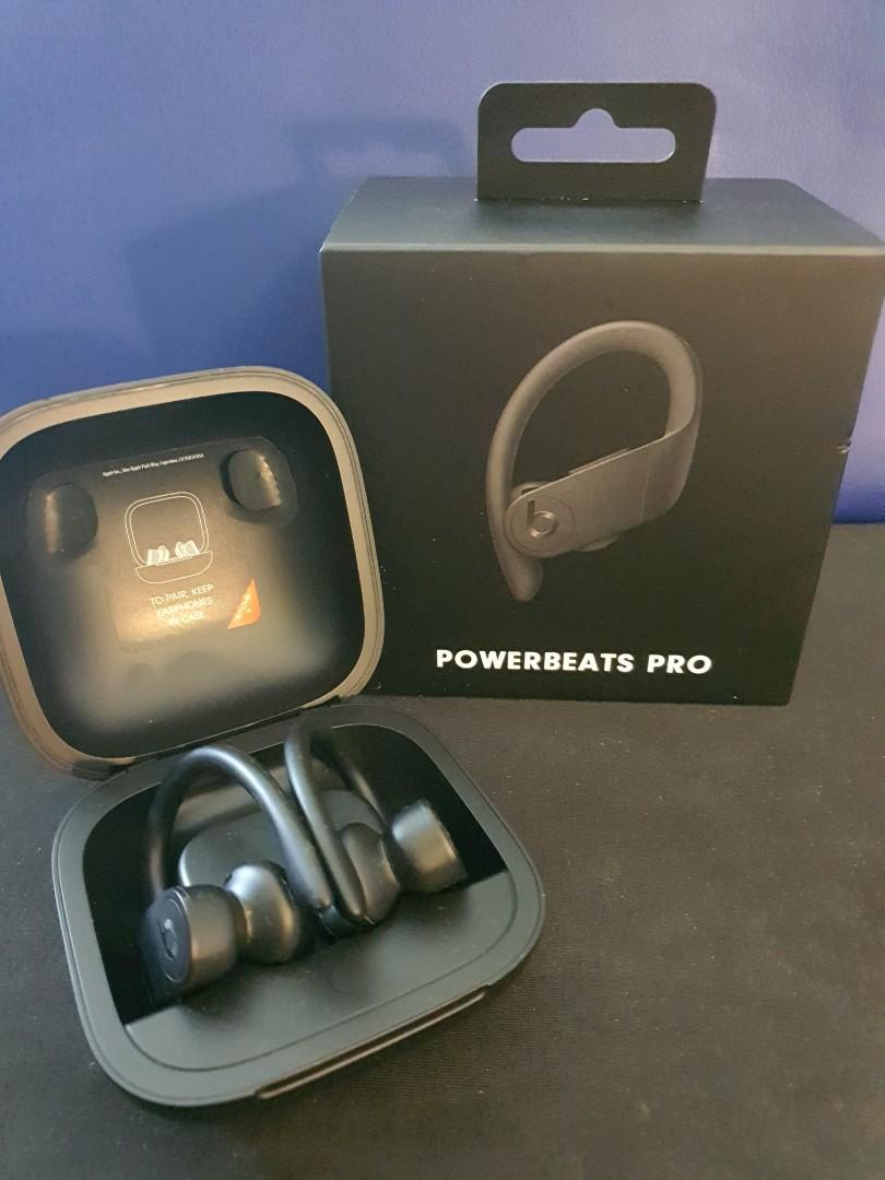 Powerbeats bluetooth sales earphones