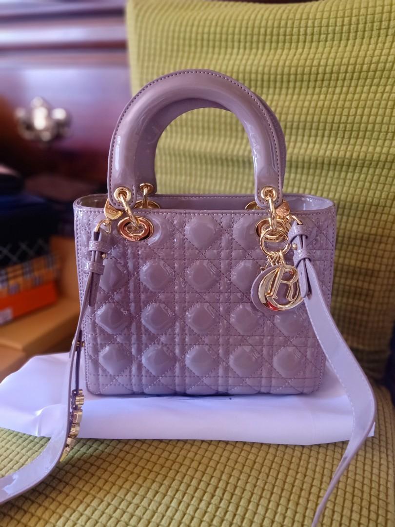 Preloved Lady dior (Category: Luxury Bags & Wallets) located in Cebu City. Submitted by day.98 (Listing ID 1188221816, Image 1). Description: from japan surplus patent leather meduim size no flaws kaki color.