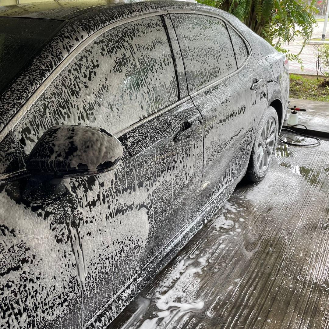 Premium Hydrophobic Wash Package Includes Machine Paint Polishing to