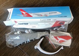 （分類：）位於 。 由 silverdolphin.6653b4 提交（商品編號 1188265411，圖片 1）。簡介： 。