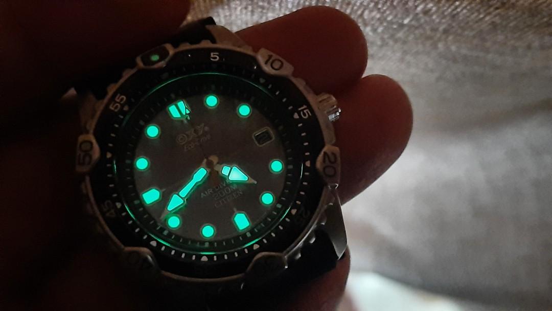 Citizen oxy best sale air diver's 200m