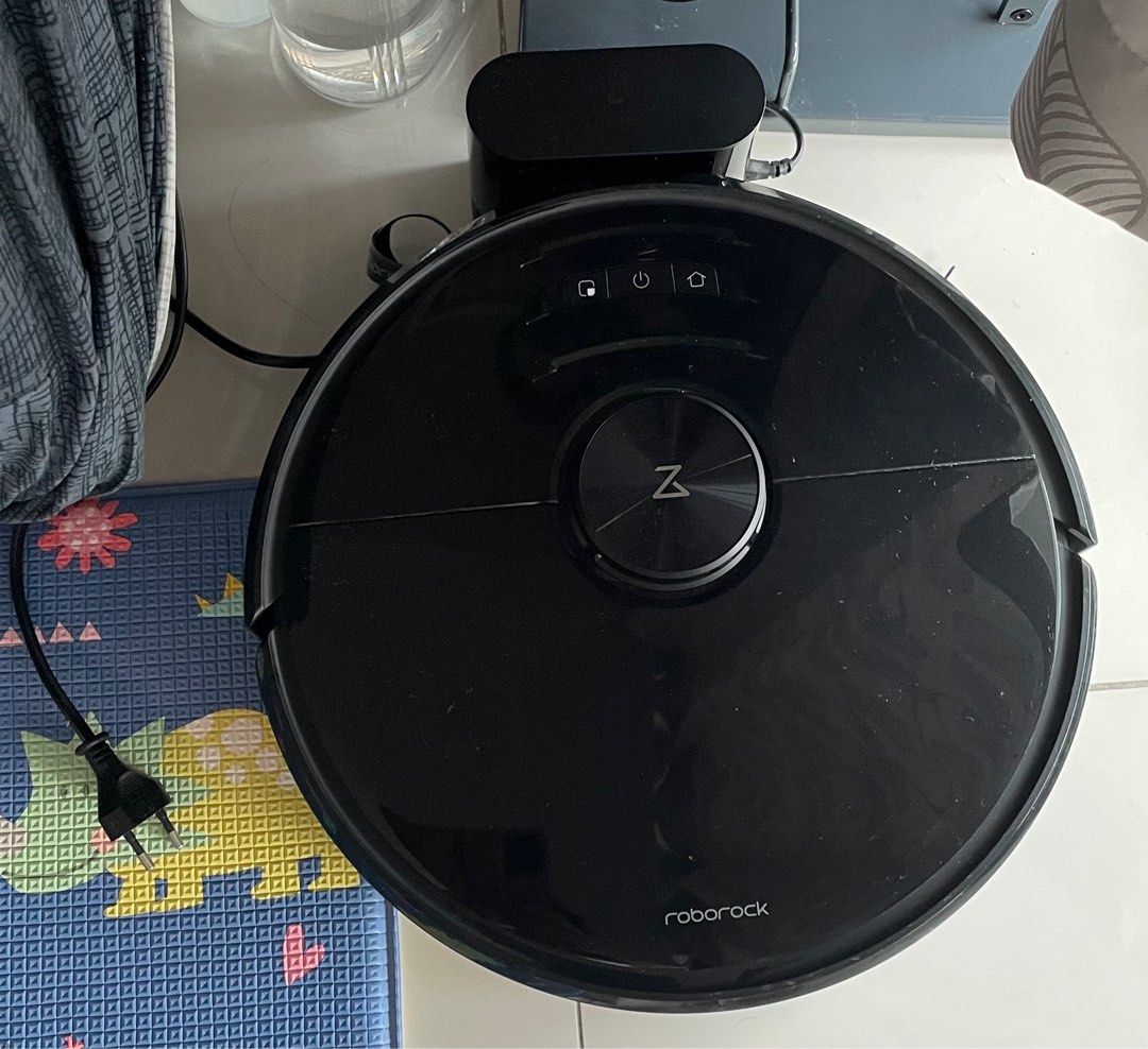 Roborock S6 MaxV vacuum cleaner, TV & Home Appliances, Vacuum Cleaner