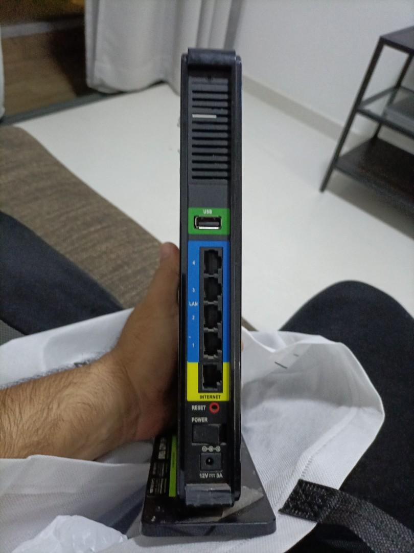 Router, Computers & Tech, Office & Business Technology on Carousell