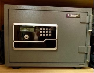 （分類：）位於 。 由 roundwheel56 提交（商品編號 1188216343，圖片 1）。簡介： 。