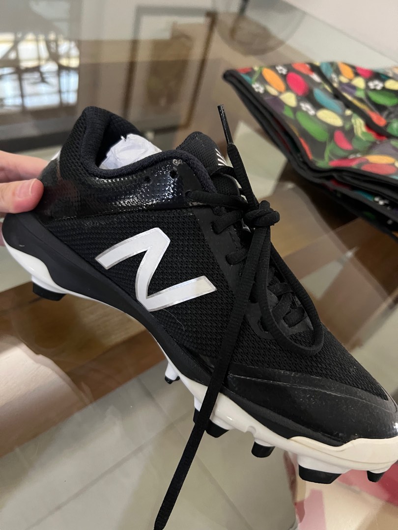Softball shoes discount