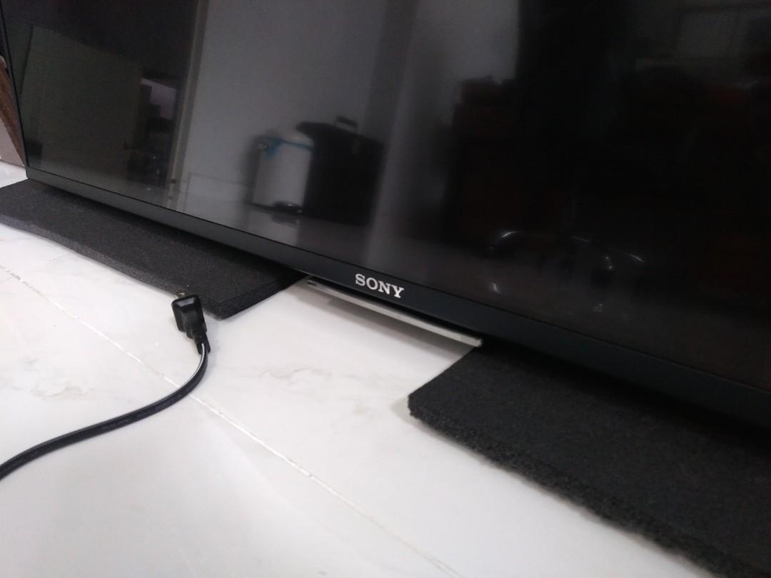 Sony Bravia XBR55X850C (no power), TV & Home Appliances, TV