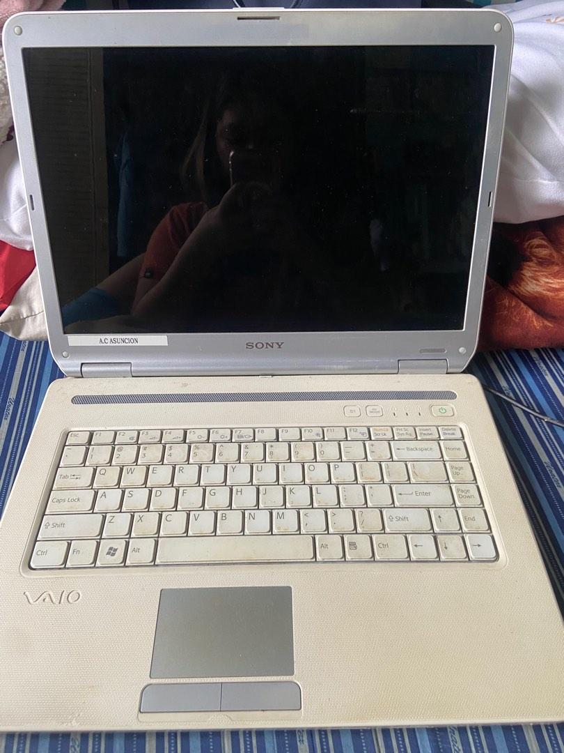 Sony Vaio (Category: Laptops & Notebooks) located in Makati City. Submitted by thriftstorebyec (Listing ID 1188253743, Image 1). Description: Personal Preloved Laptop Arrow down is not working Need nakasaksak when using kasi not working na yung battery.