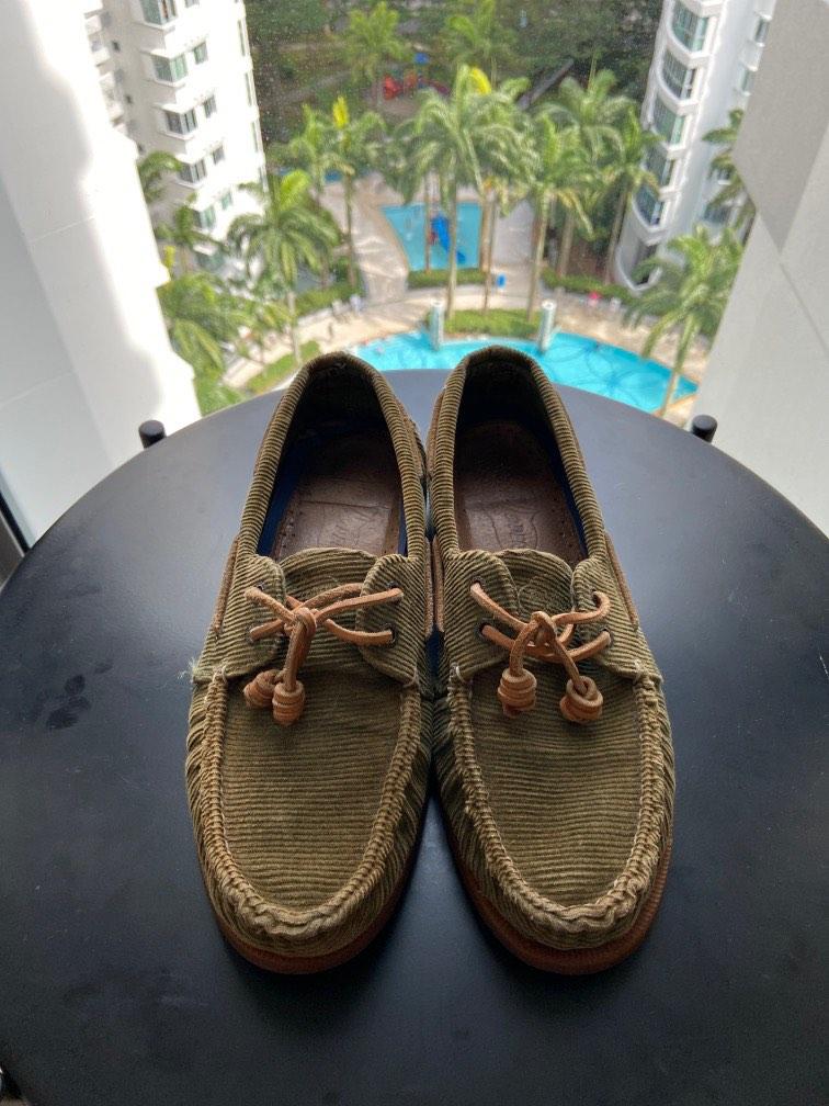 Olive outlet green sperrys