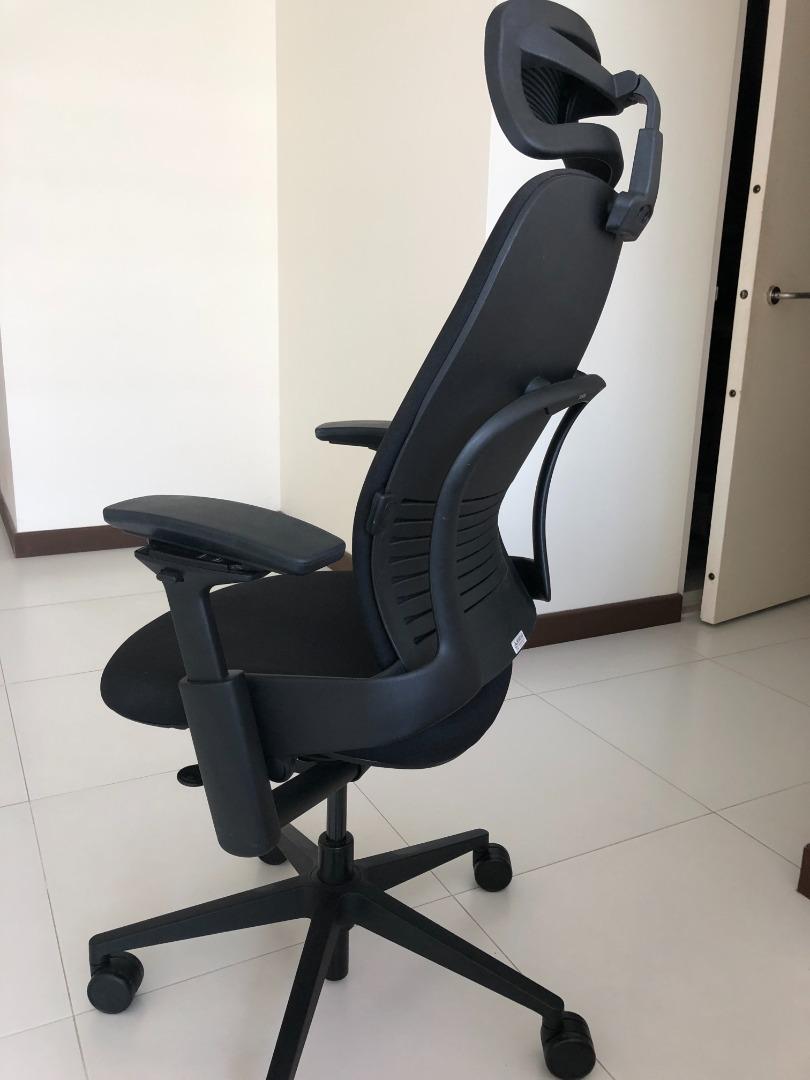 Steelcase Leap with headrest, ergonomics chair, seldom used, Furniture