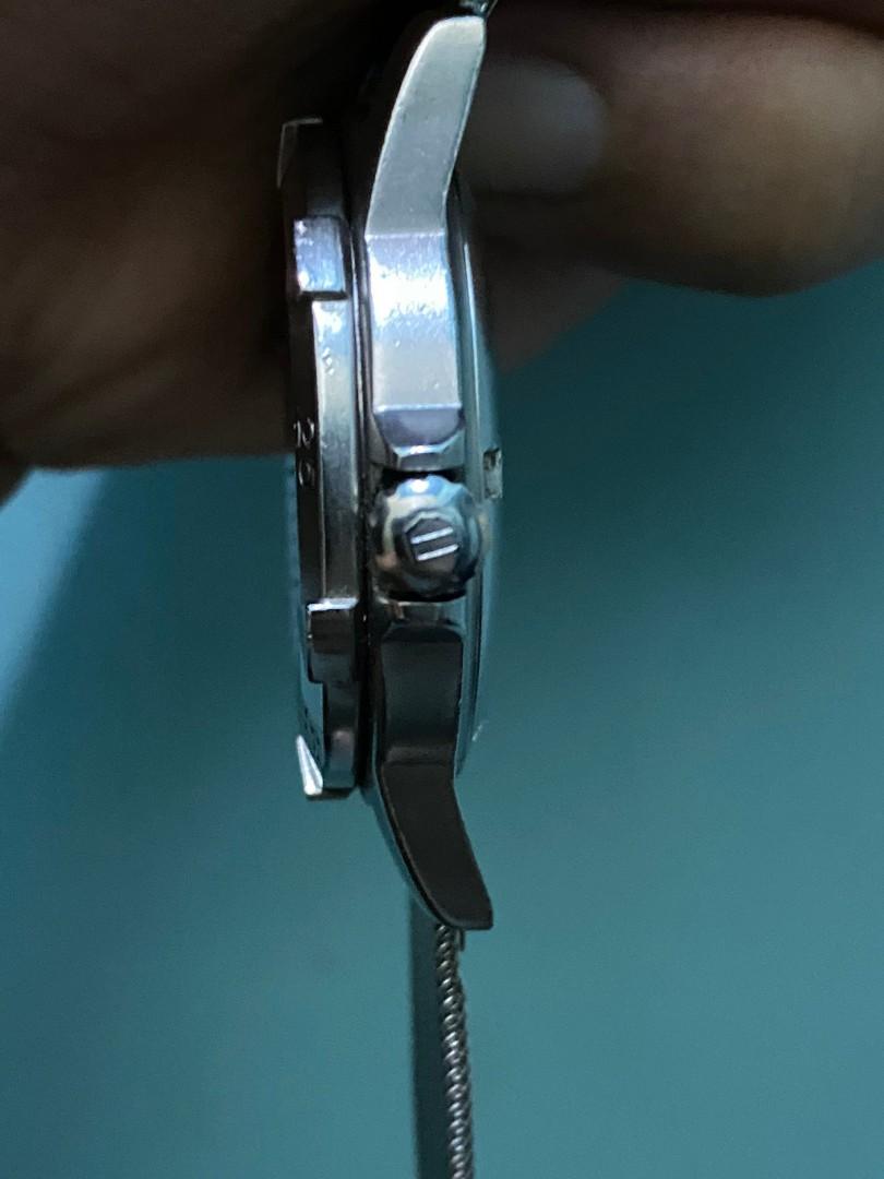 Tag Heuer quartz men watch (Category: Men's Watches) located in Quezon City. Submitted by jffoshop (Listing ID 1188392656, Image 3). Description: original tag Heuer watch quartz.