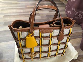Tory Burch Miller Bucket Bag, Luxury, Bags & Wallets on Carousell