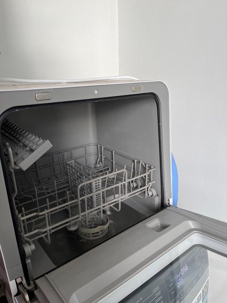 Toshiba table top dishwasher, TV & Home Appliances, Kitchen Appliances