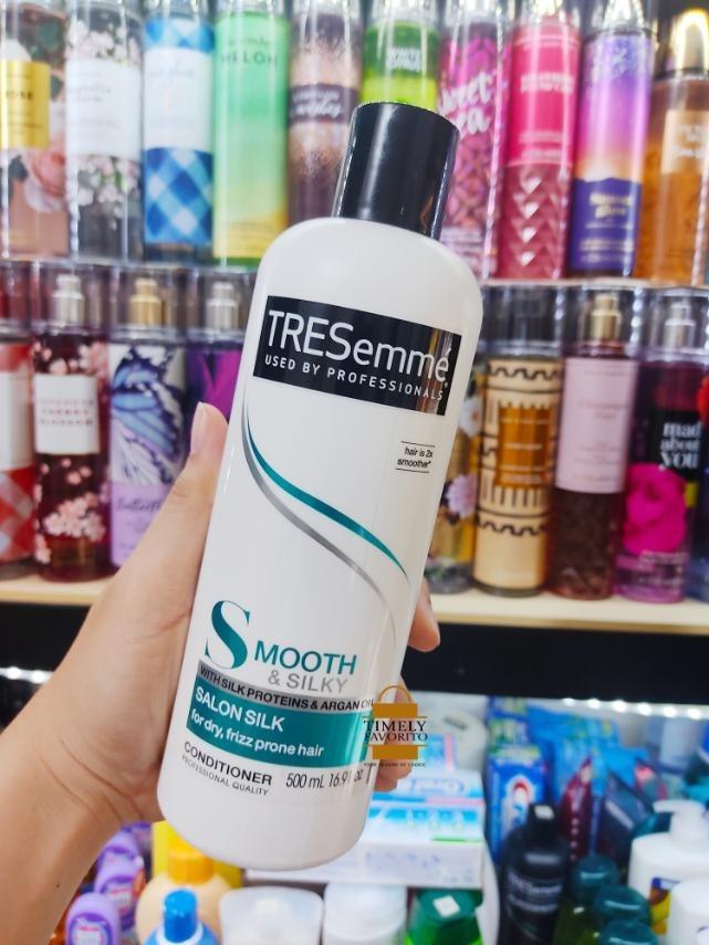❌SOLD OUT❌ TRESemme Shampoo/Conditioner 500mL (Category: Hair) located in Pasay City. Submitted by timelyfavorito1 (Listing ID 1188356423, Image 3). Description: IMPORTED! TRESemme Moisture Rich Shampoo 500mL The TRESemme Luxurious Moisture Shampoo system for dry hair delivers optimised hydration that targets dryness and helps lock in moisture where your hair needs it most. This moisturising shampoo delivers a salon-healthy look and enviable shin