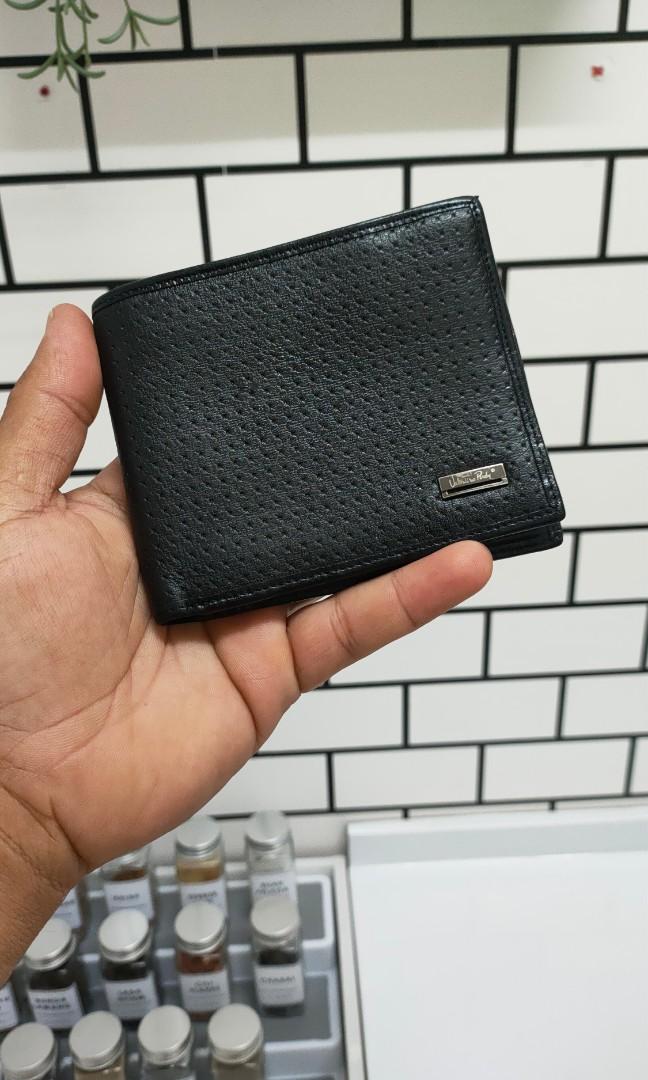 VALENTINO SHORT WALLET, Men's Fashion, Watches & Wallets & Card Holders on Carousell
