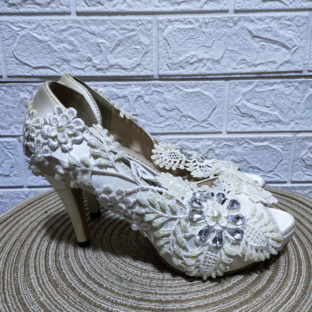 womens wedding sandals