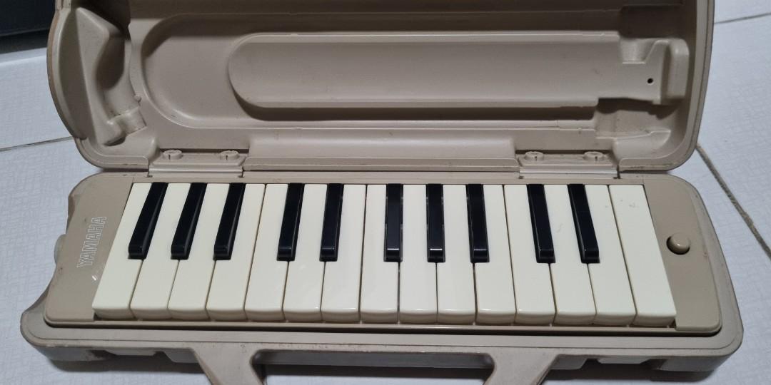Yamaha vintage melodica, Hobbies & Toys, Music & Media, Musical
