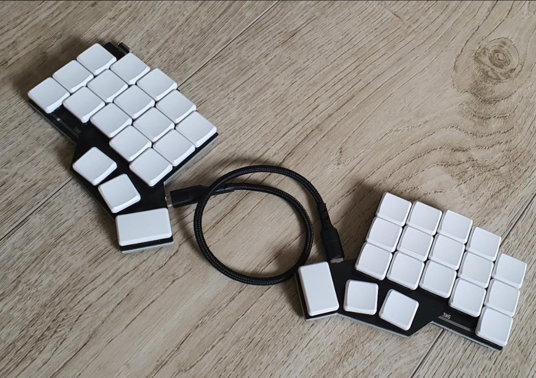 3w6 low profile split keyboard, Computers & Tech, Parts & Accessories