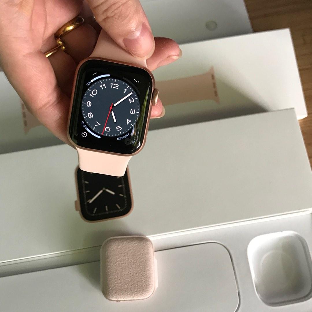 Apple watch series 5 gold aluminum pink best sale sand