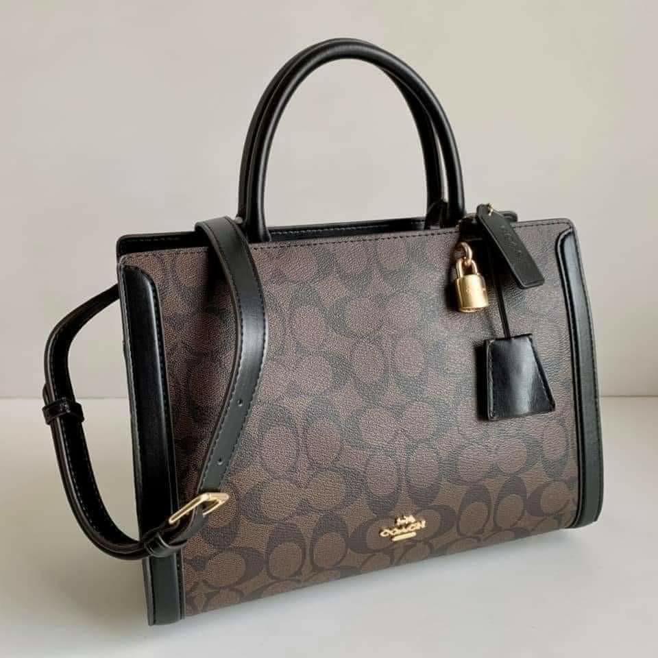 🇺🇲 Authentic Coach Zoe Carry All (Category: Luxury Bags & Wallets) located in Santa Cruz. Submitted by janelovebagswatchesshoesph (Listing ID 1191794724, Image 3). Description: Coach Zoe Carry All 11 1/2" (L) x 8" (H) x 5 1/4" (W).