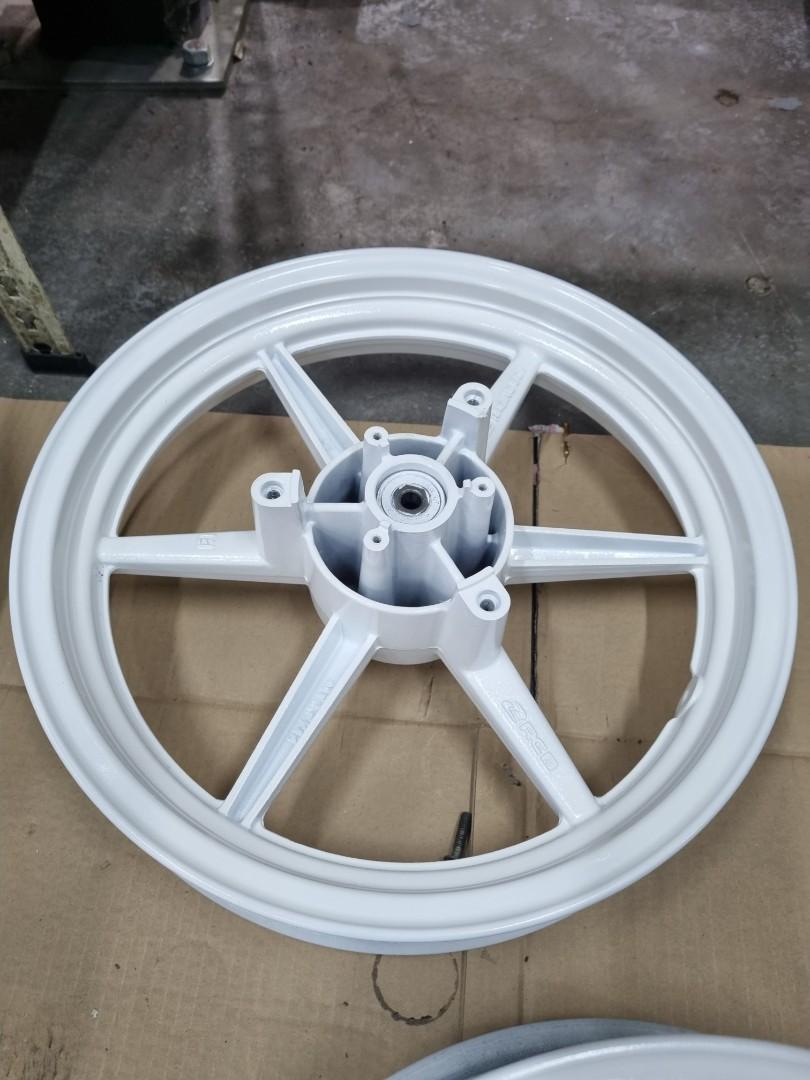 Aerox SP811 White Rims, Motorcycles, Motorcycle Accessories on Carousell
