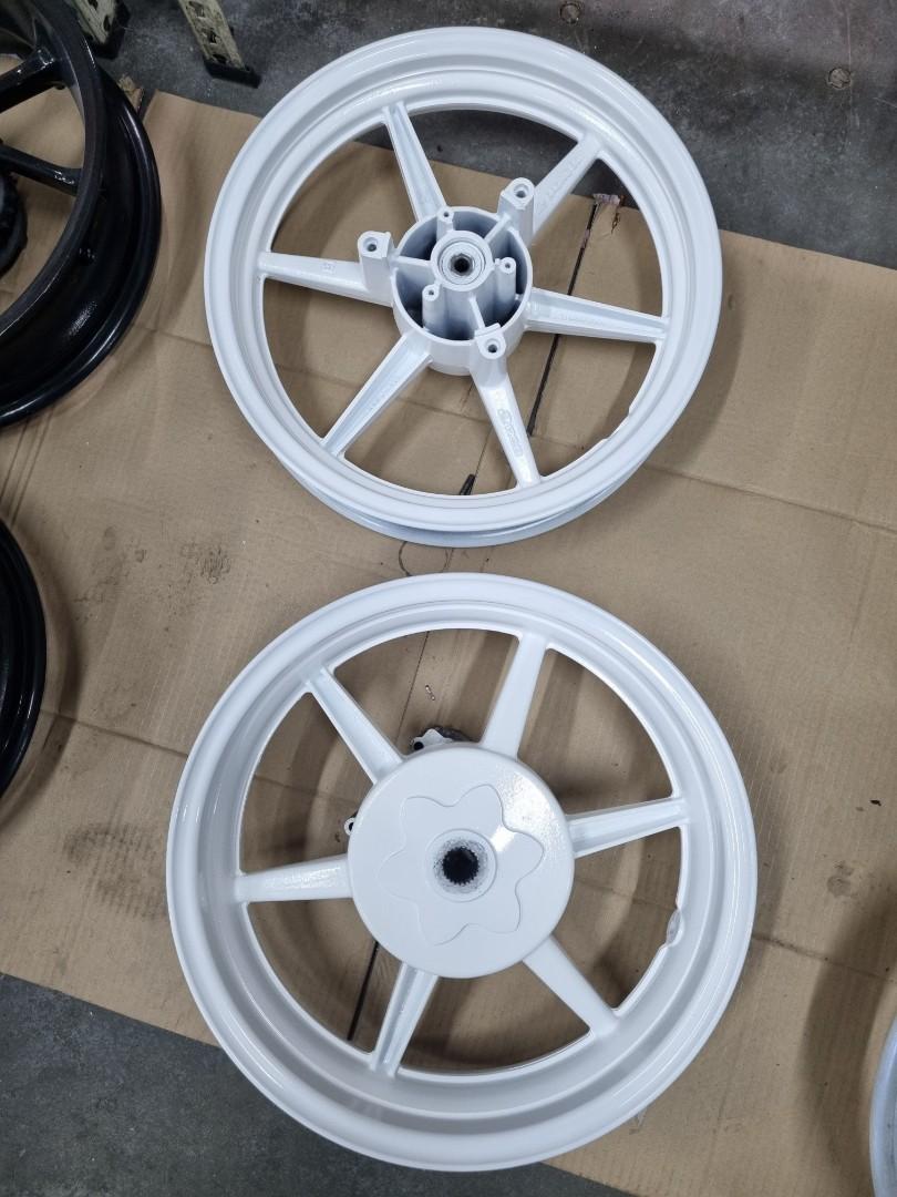 Aerox SP811 White Rims, Motorcycles, Motorcycle Accessories on Carousell