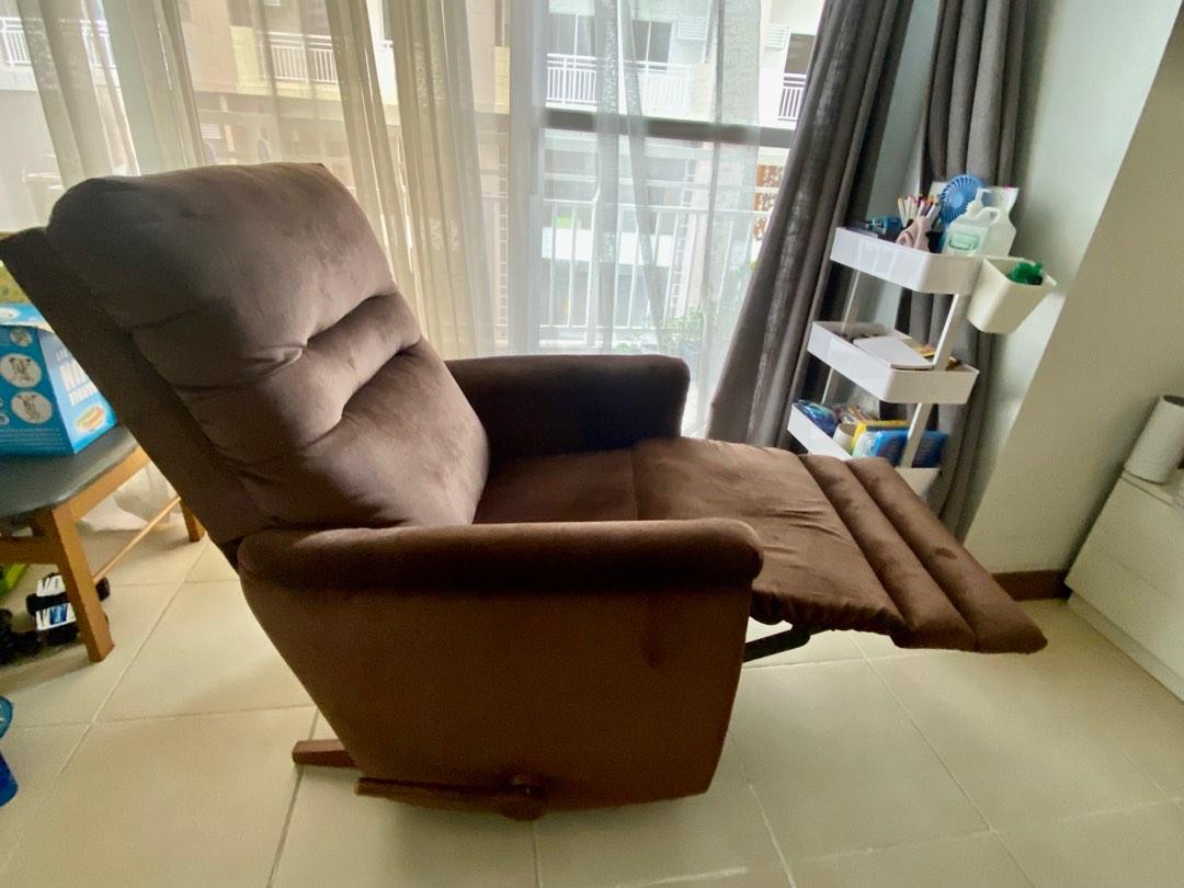 Authentic LaZ boy Lazy Boy breastfeeding nursing chair good as new