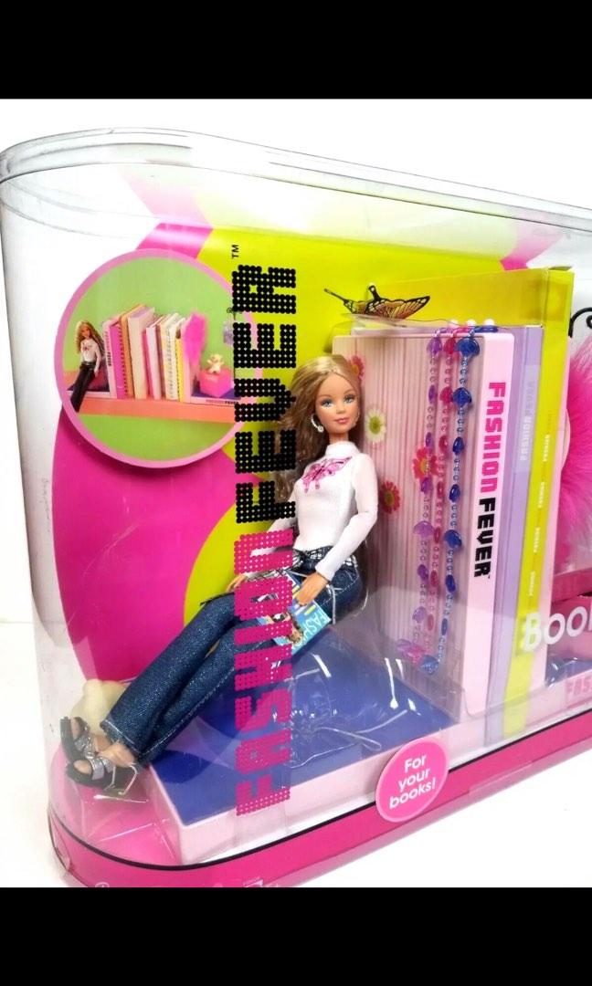 BARBIE Fashion fever relookée + 3 tenues corps