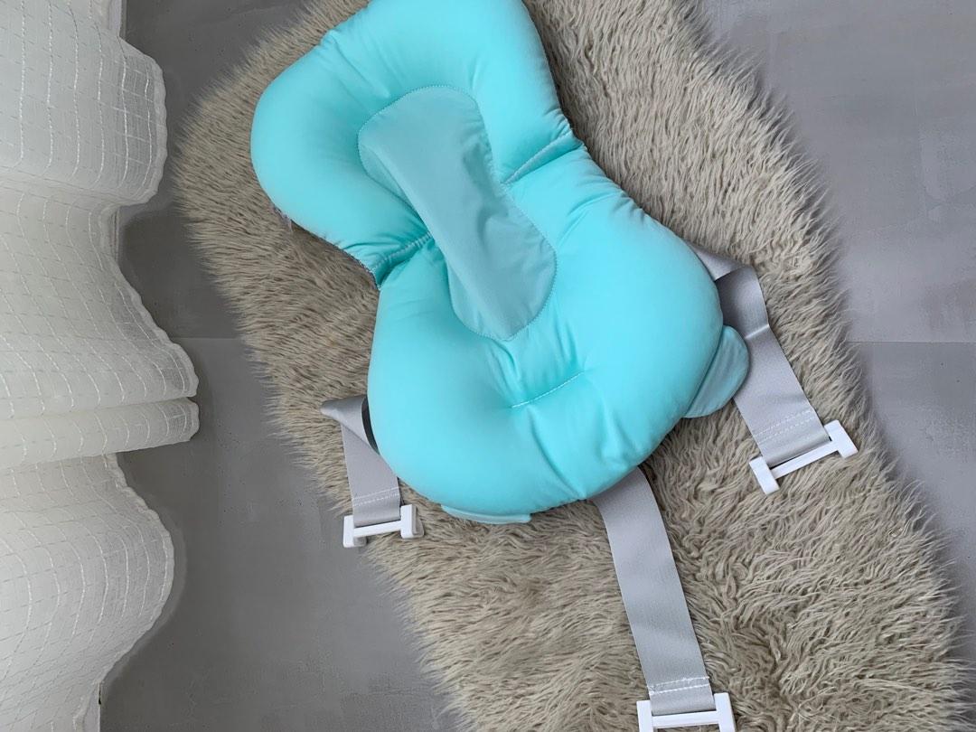 Non slip Baby bath pad (Category: Changing Tables & Stations) located in Binan City. Submitted by finders_market (Listing ID 1191794227, Image 2). Description: Mop bpi/gcash Delivery via lalamove Delivery fee c/o buyer .