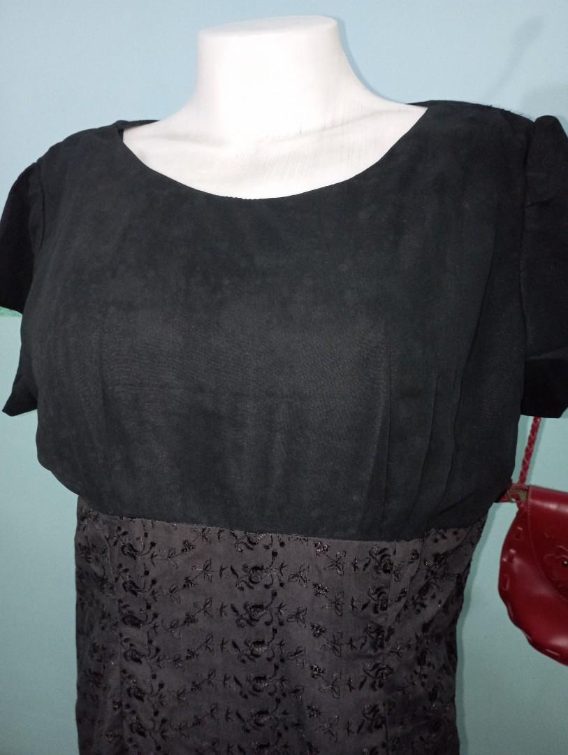 Black Dress (L-XL) (Category: Dresses) located in Pilar. Submitted by jella11 (Listing ID 1191844922, Image 2). Description: fits Large to XL Bust up to 40-42 waist 40.