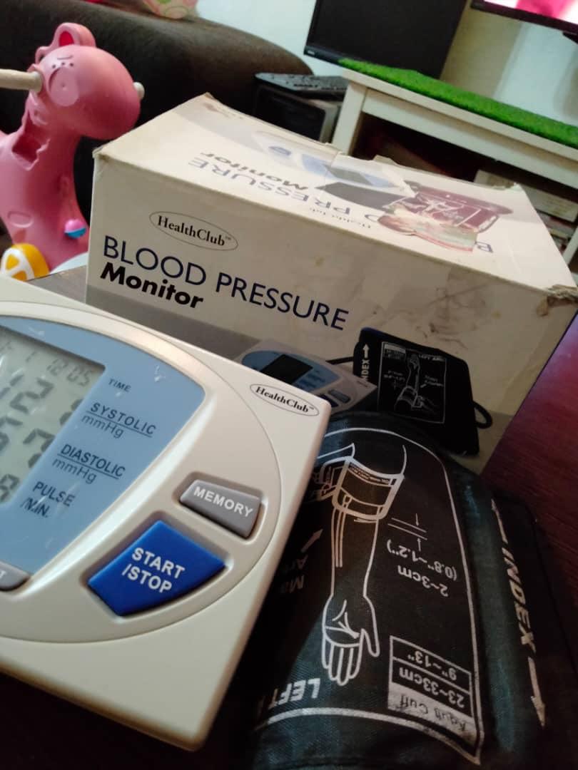 Blood pressure machine, Health & Nutrition, Health Monitors & Weighing