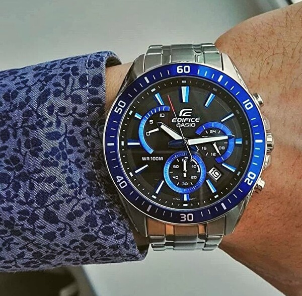 Edifice 552d top