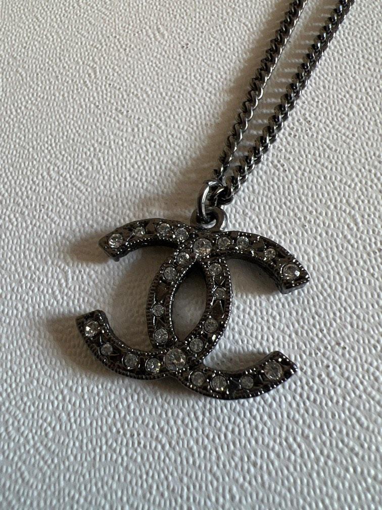 Chanel black on sale tone crystal necklace