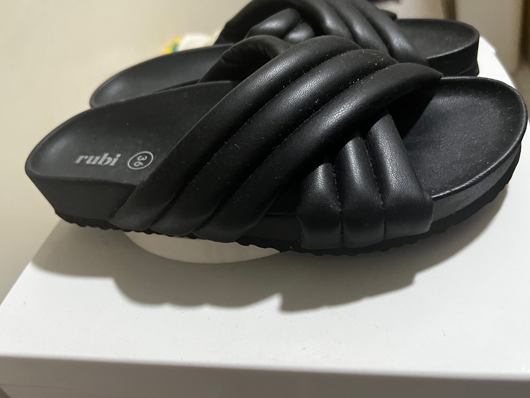 Cotton on by Rubi Slides, Women's Fashion, Footwear, Flats & Sandals on