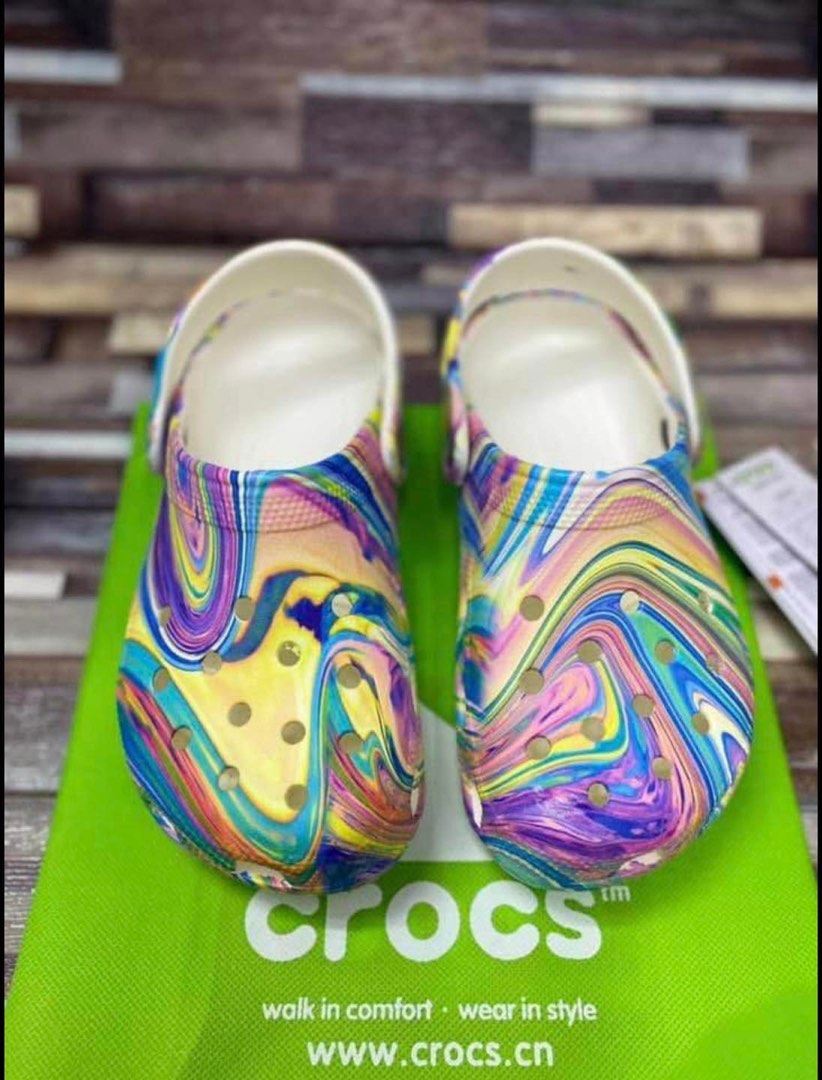 crocs coca cola, Babies & Kids, Babies & Kids Fashion on Carousell