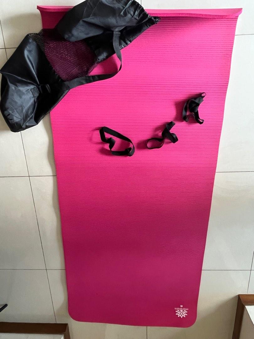 Thick Exercise / Yoga Mat (as good as new), Sports Equipment, Exercise