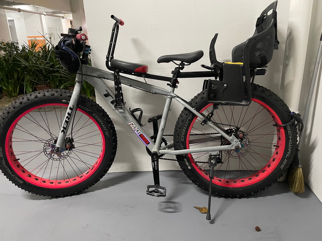 Fat bike with 2 child seat Sports Equipment Bicycles Parts