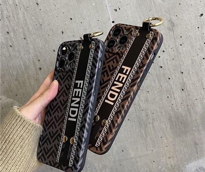 Fendi iphone outlet xr case