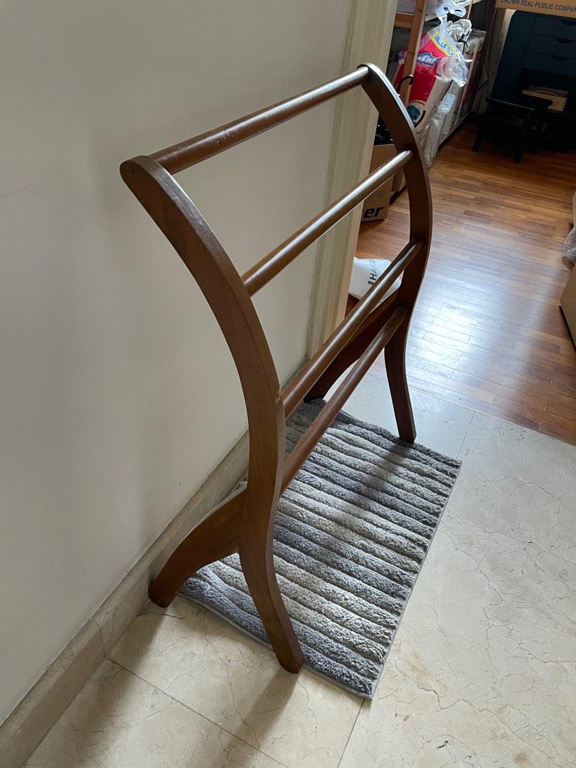 Free standing towel rail, Furniture & Home Living, Bathroom & Kitchen