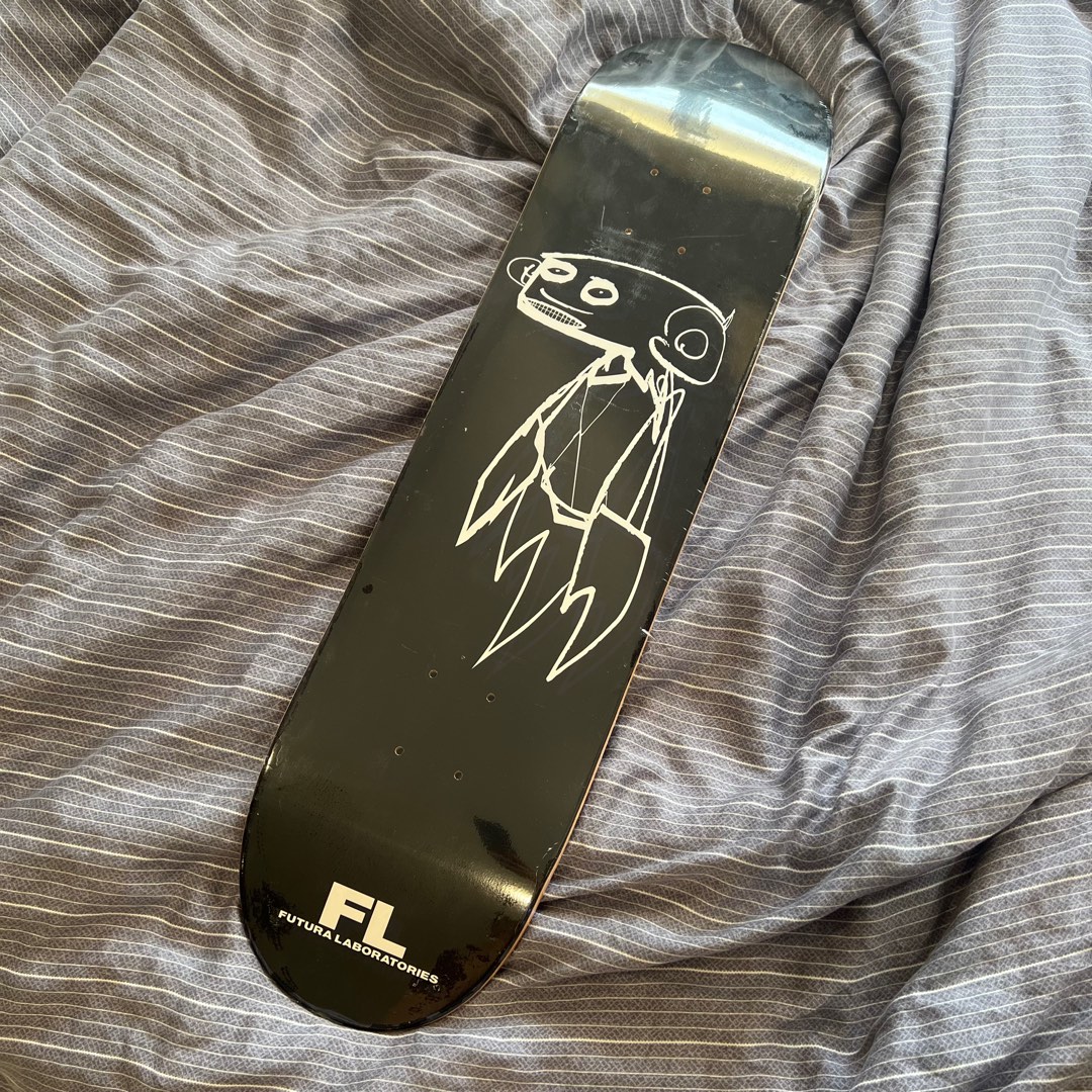 Futura Skateboard Olive main image 1