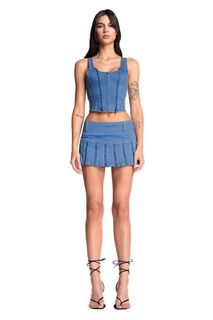 (Category: ) located in . Submitted by wear.next (Listing ID 1191768435, Image 1). Description: .