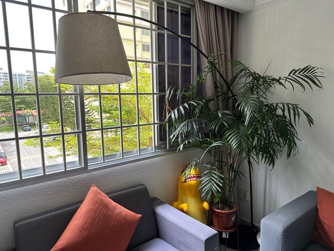 Ikea skaftet top floor lamp