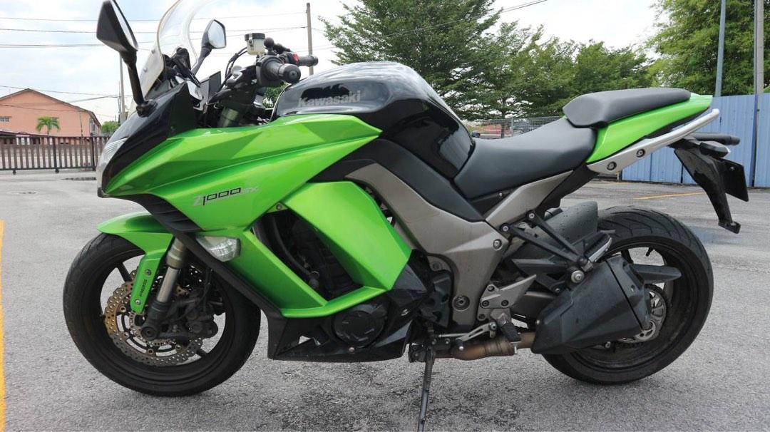 Kawasaki ninja 2025 z1000 mileage