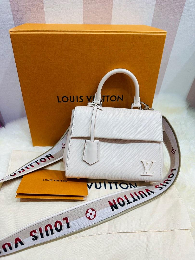 Louis Vuitton Cluny Mini (Premium Gift) - กระเป๋าแบรนด์จากโรงงาน