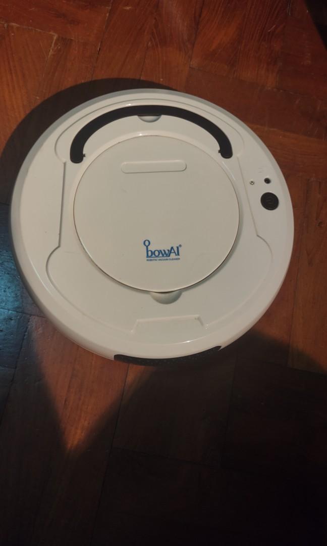 Low Quality bowAI Robot Vacuum Cleaner (battery malfunction), TV & Home