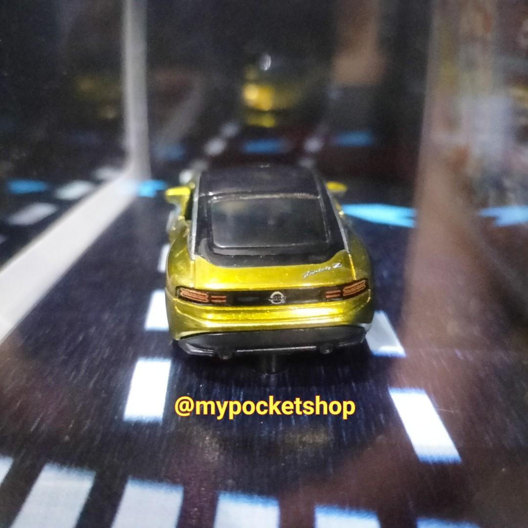 Matchbox GOLD NISSAN Z PROTO Mattel / Hot Wheels RLC Exclusive