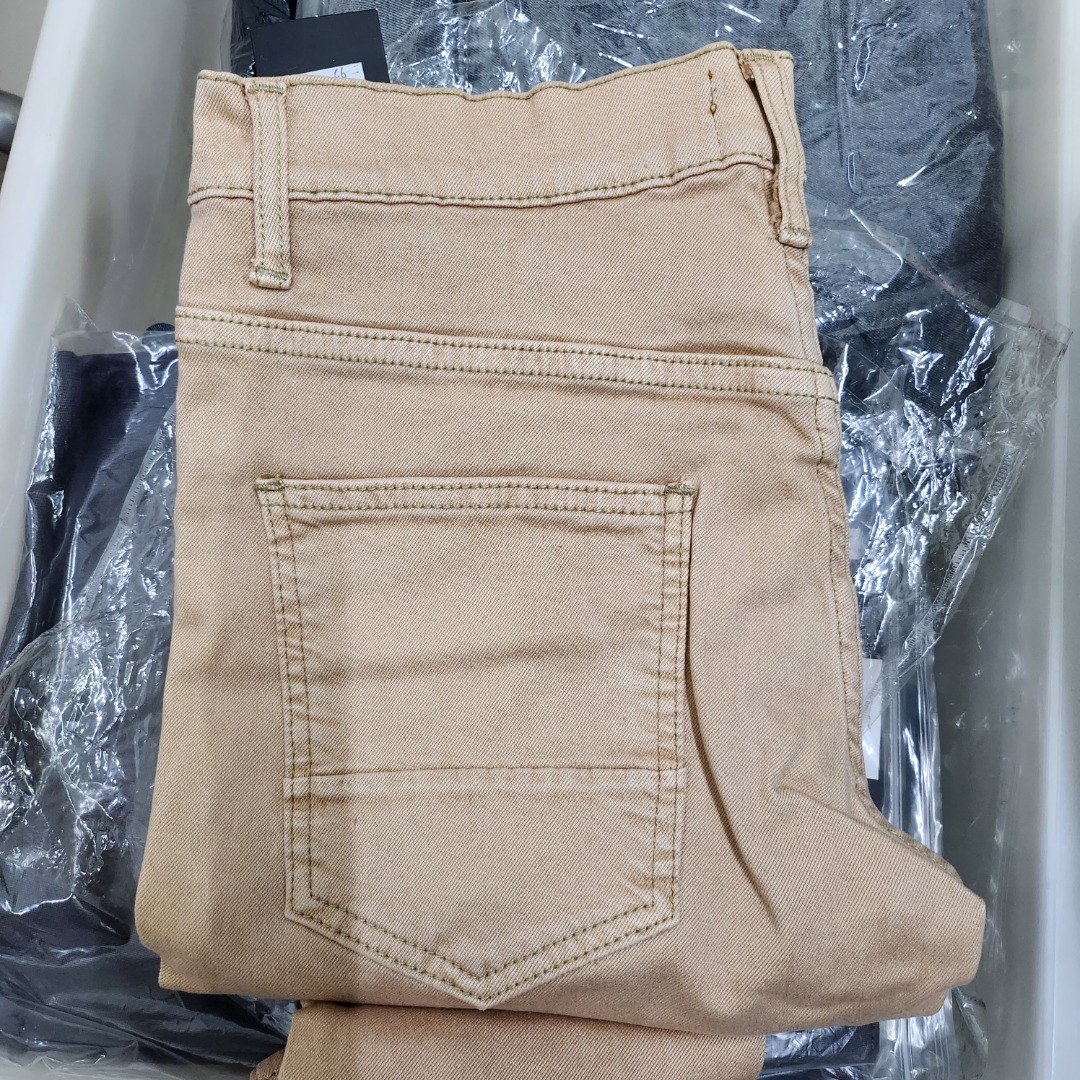 Men Jeans Khaki Basic Premium Quality Size 31, Men's Fashion, Bottoms ...